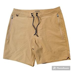 Roark Layover Trail Shorts Brown Nylon Blend Zip Pockets Men's Size 32